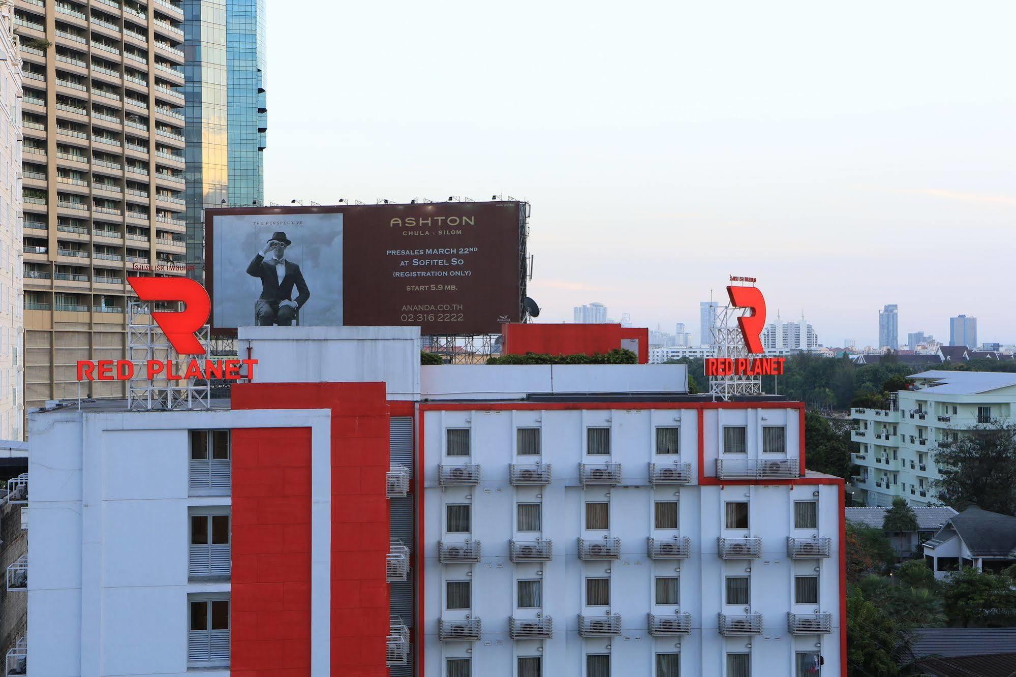 Red Planet Bangkok Asoke - SHA Extra Plus Kültér fotó