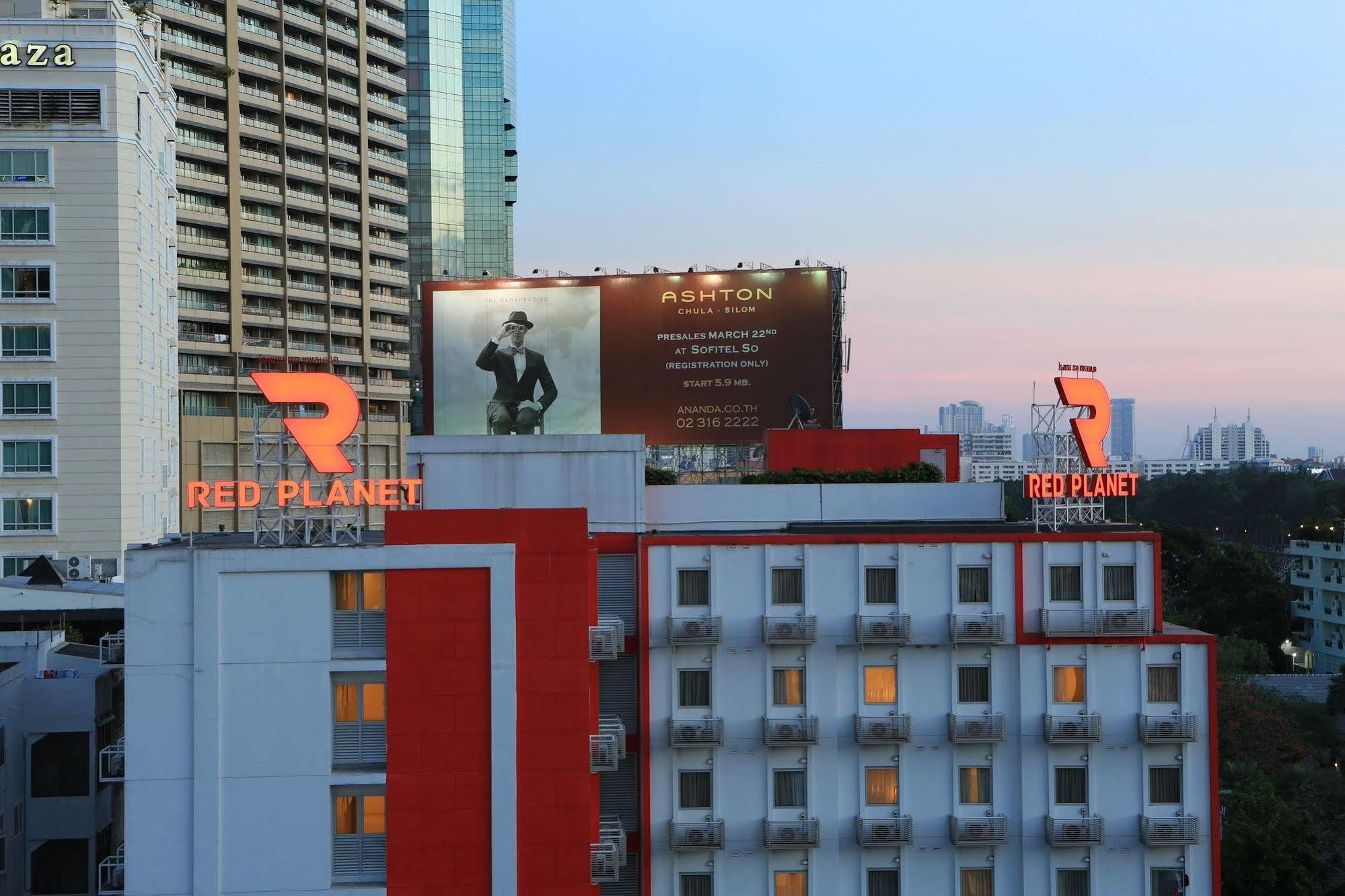 Red Planet Bangkok Asoke - SHA Extra Plus Kültér fotó